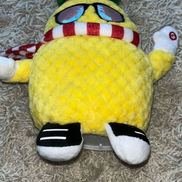 Gemmy Musical Dancing Christmas Pineapple Holiday Plush Pina Colada Song 13" - Picture 10 of 11